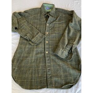 Vintage Pendleton 100% virgin wool button down shirt size M READ